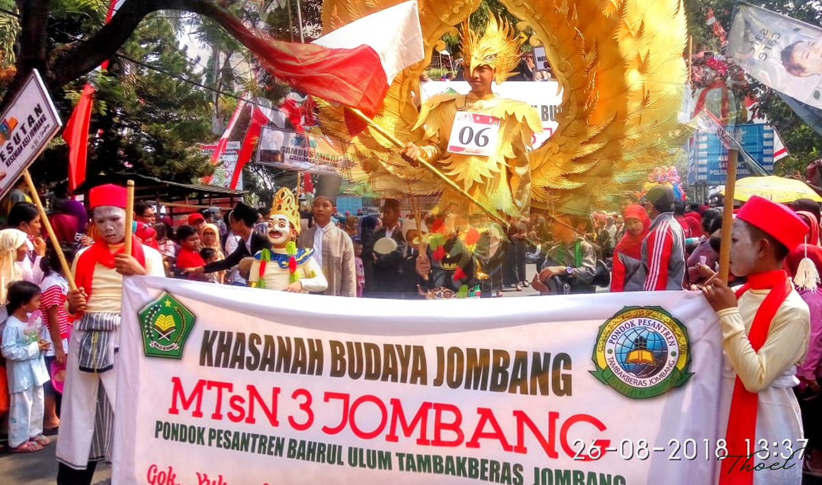 MTsN 3 Jombang Ikut Meriahkan Pawai Harmoni Budaya Jombang 2018