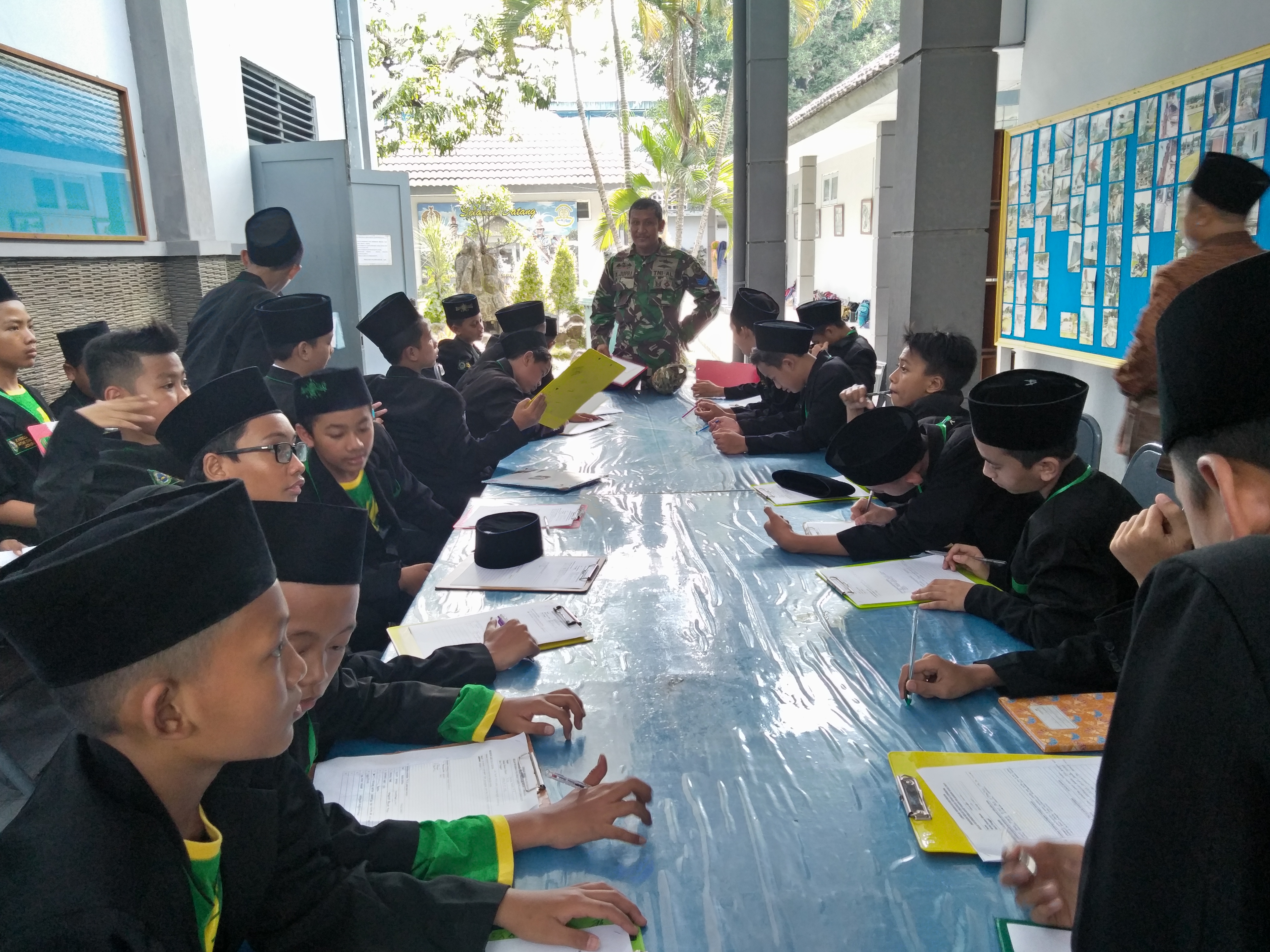 Kelas Unggulan Putra Adakan Excursion Ke Museum TNI Angkatan Laut