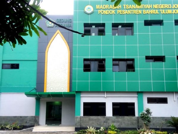 SBSN MTsN 3 Jombang PP Bahrul Ulum; Tetap Berprestasi di Tengah Pandemi dan Kepala Madrasah Inspiratif