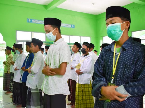 MTsN 3 Jombang Adakan Kegiatan Pondok Romadhon Bertema "Pesantren Enterpreuner KH. Abd. Wahab Chasbulloh" MTsN 3 Jombang Adakan Kegiatan Pondok Romadhon Bertema "Pesantren Enterpreuner KH. Abd. Wahab Chasbulloh"