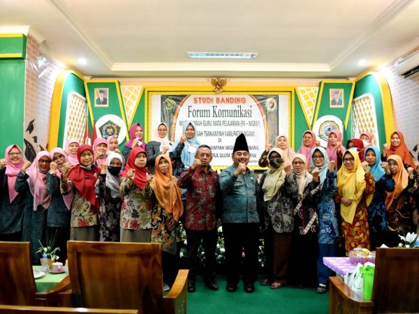 Study Banding MTs Se-Kab. Ngawi di MTsN 3 Jombang dalam Rangka Meningkatkan Kualitas Madrasah