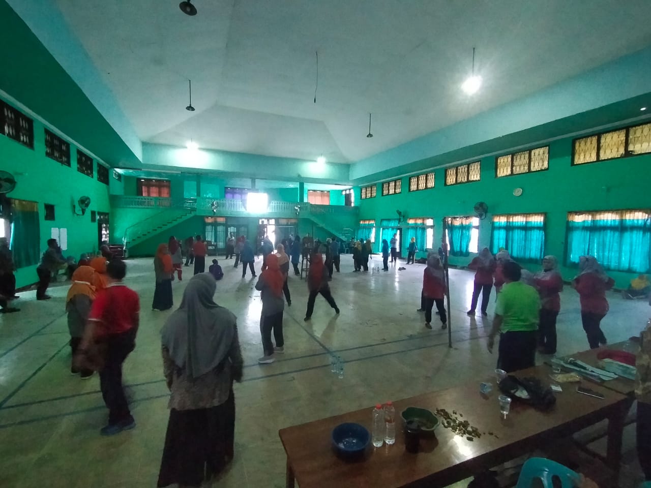 Tim Volly Guru MTsN 3 Jombang Ikut Meriahkan LOMBA VOLLY dalam Rangka HAB Ke-76 Kementerian Agama RI di Kabupaten Jombang