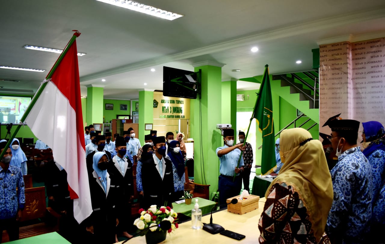 Jelang Kelulusan, MTsN 3 Jombang Lakukan Pelantikan Panitia Muwadaah