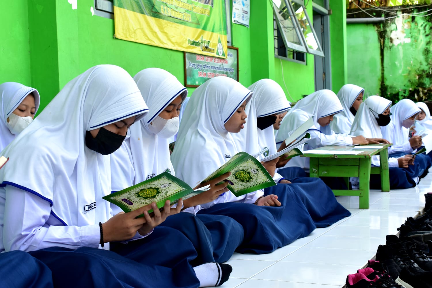 Tadarrus Al Qur’an Semarakkan Bulan Suci Ramadhan di MTsN 3 Jombang