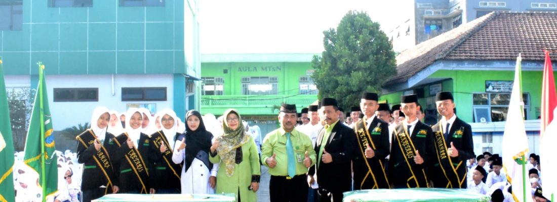 Pelantikan OSIS Periode 2022-2023 Pelantikan OSIS Periode 2022-2023
