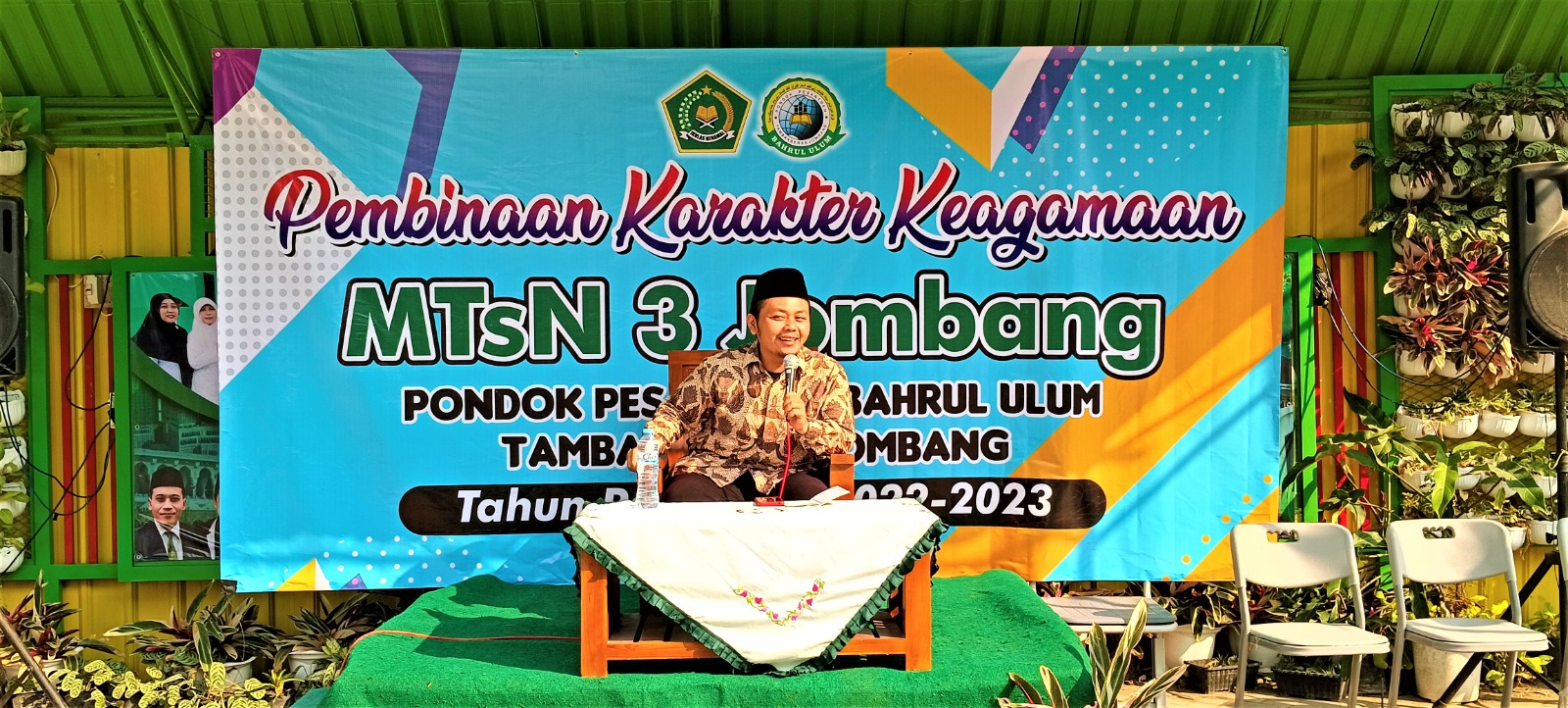 MTsN 3 Jombang Menggelar Kegiatan Pembinaan Karakter Keagamaan dengan H.M. Arif Abd. Jalil, S.Pd.I.