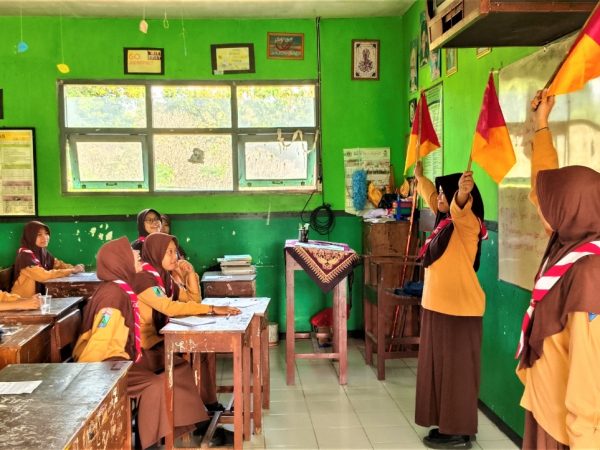 MTsN 3 Jombang PP Bahrul Ulum Tambakberas Menggelar Kegiatan Ekstrakurikuler Wajib Pramuka