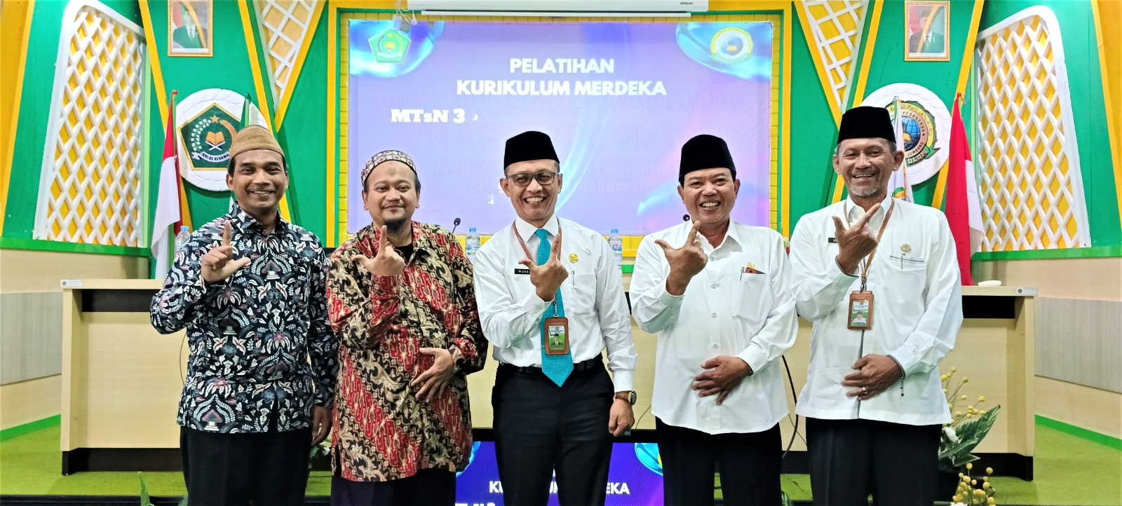 MTsN 3 Jombang PP Bahrul Ulum Tambakberas Laksanakan Pelatihan Implementasi Kurikulum Merdeka Tahap 3 Bekerjasama dengan Balai Diklat Keagamaan Surabaya