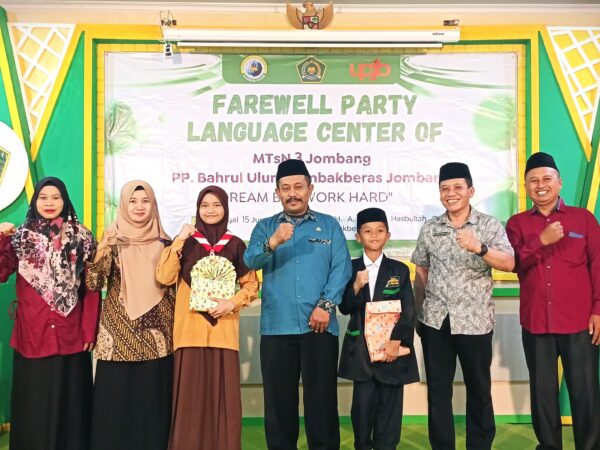 Farewell Party Language Center MTsN 3 Jombang PP Bahrul Ulum Tambakberas