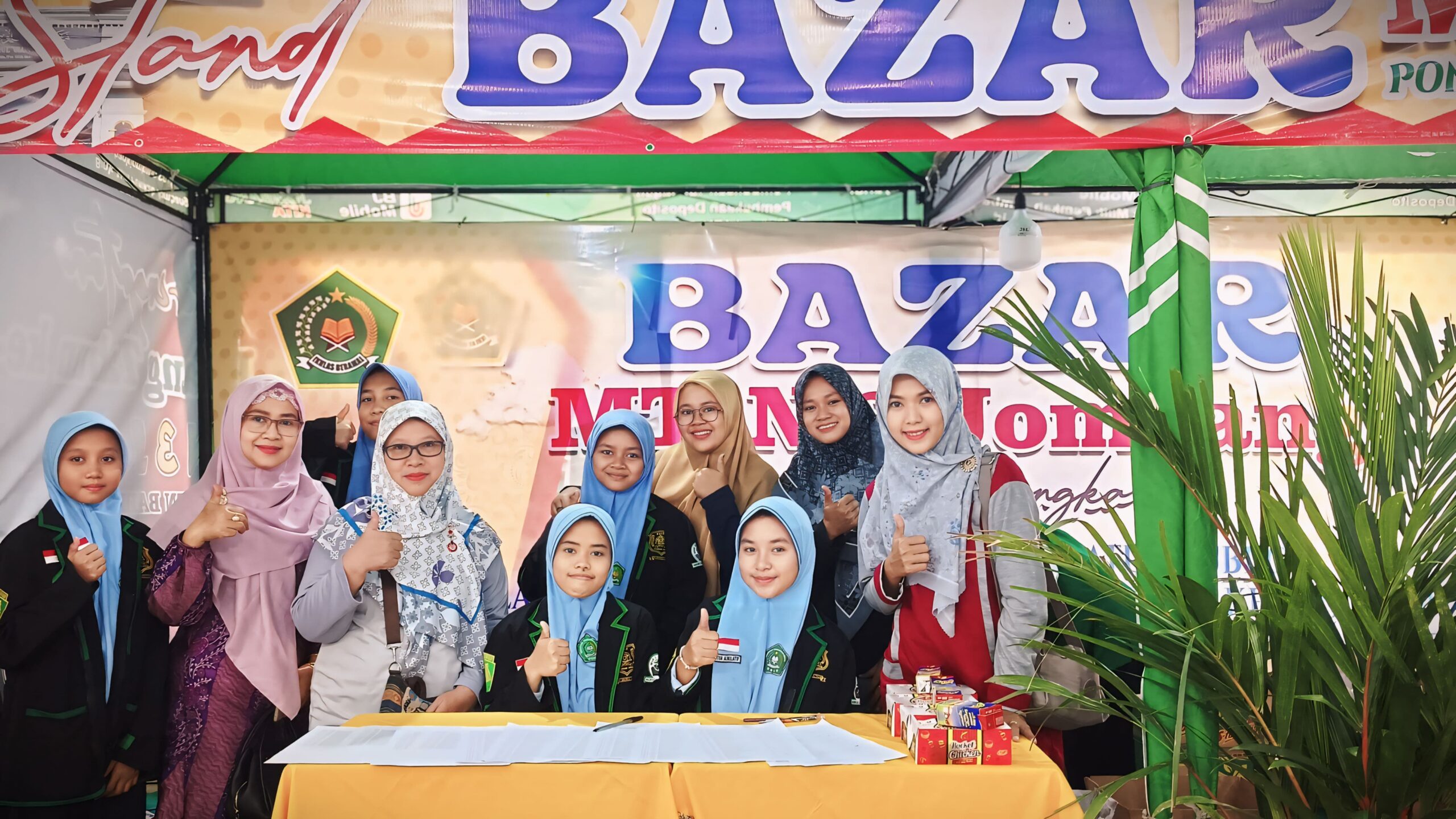 MTsN 3 Jombang Meriahkan Bazar dan Pameran Al-Haflatul Kubro PP Bahrul Ulum Tambakberas