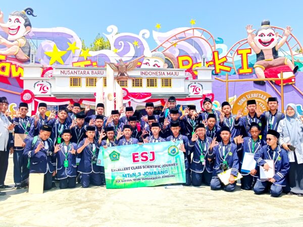 MTsN 3 Jombang PP Bahrul Ulum Gelar Scientific Journey: Pembelajaran Lapangan di Eco Green Park dan Jatim Park