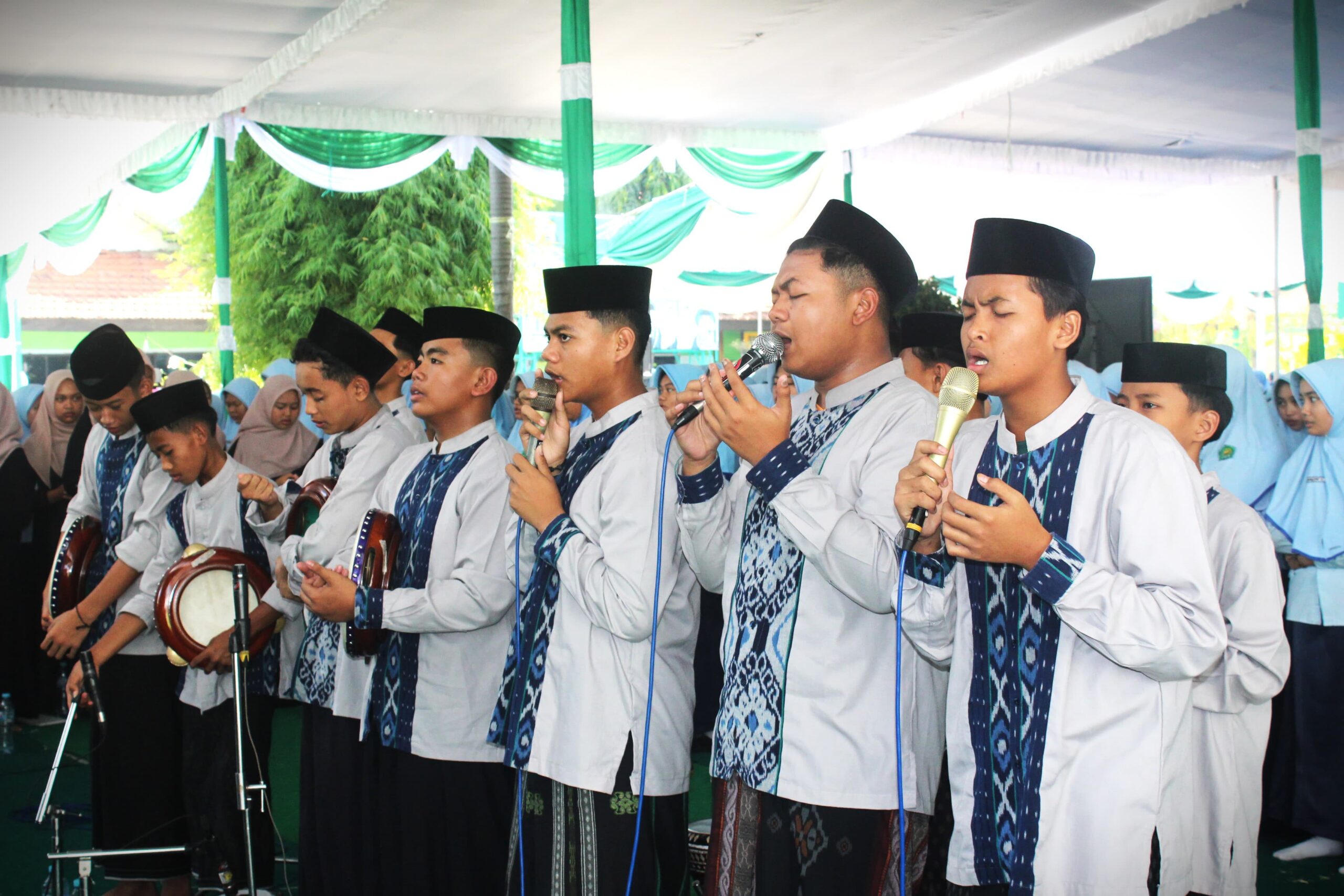 Peringatan Maulid Nabi Muhammad SAW 1446 H di MTsN 3 Jombang PP Bahrul Ulum: Pesan Damai Rasulullah untuk Indonesia Maju