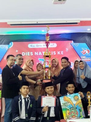 MTsN 3 Jombang PP Bahrul Ulum Raih Gelar Juara Umum di Digifest 2024