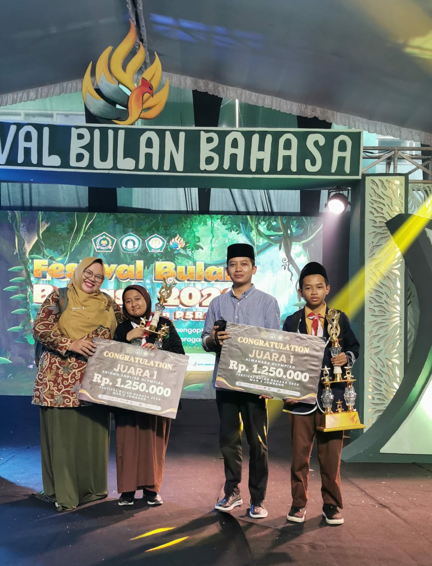 Siswa MTsN 3 Jombang Berjaya di Festival Bulan Bahasa MAN 2 Jombang