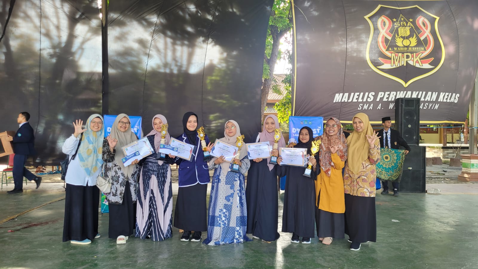 Siswa-Siswi MTsN 3 Jombang Borong Juara di D'LAFEST 2024