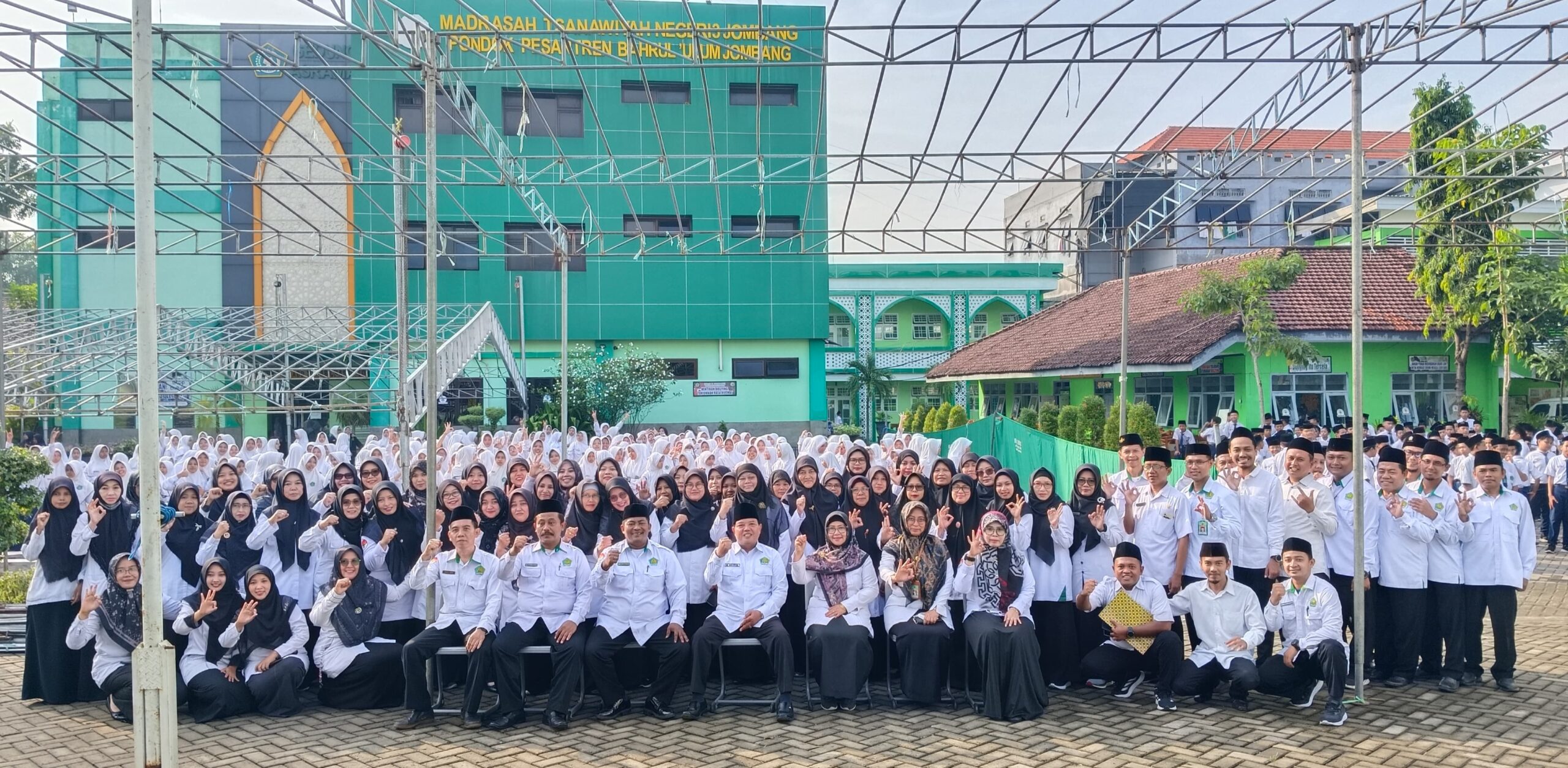 MTsN 3 Jombang Gelar Upacara Peringatan Hari Kebangkitan Nasional ke-117 MTsN 3 Jombang Gelar Upacara Peringatan Hari Kebangkitan Nasional ke-117