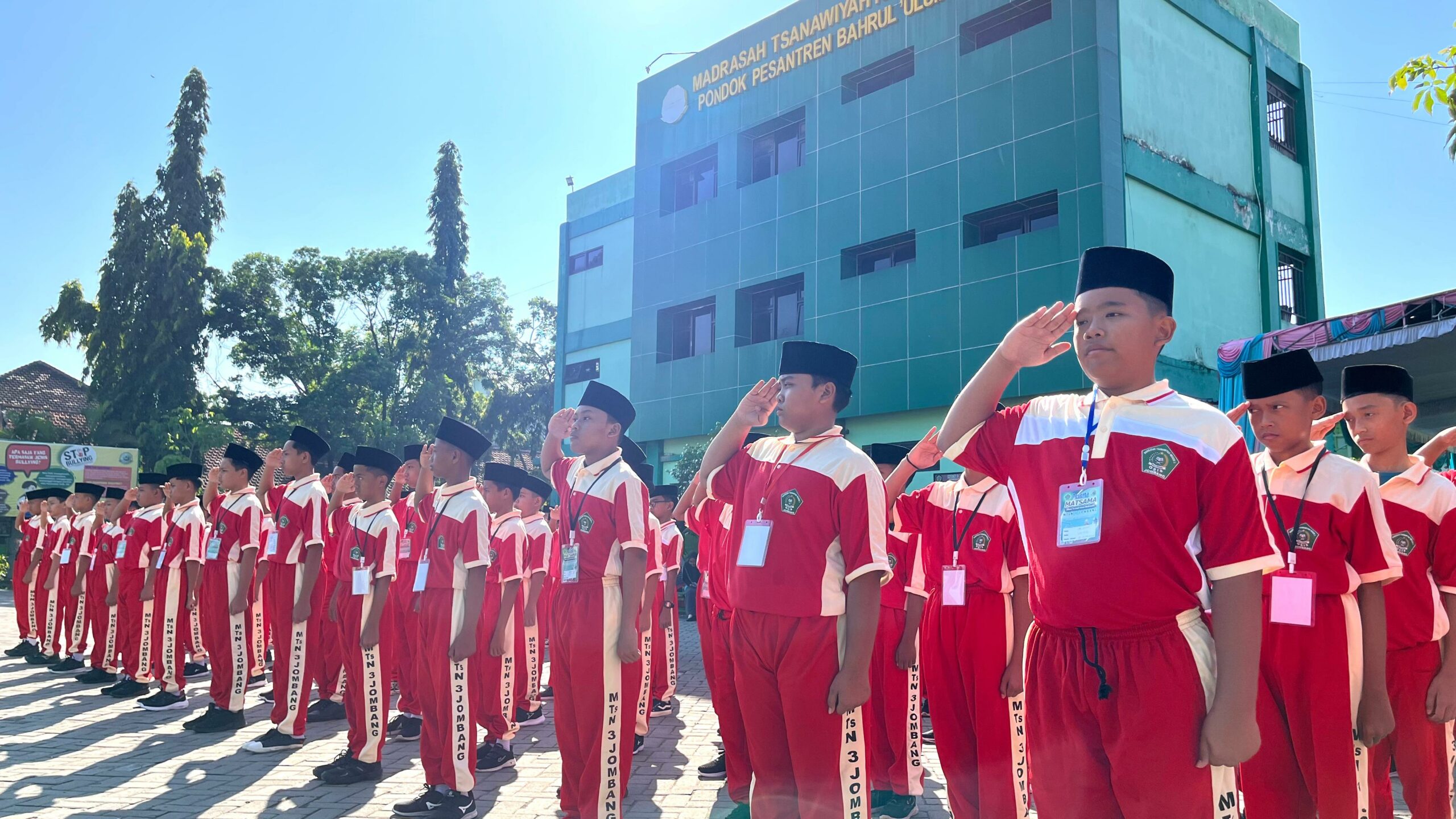 MATSAMA Hari Kedua: Disiplin, Moderasi, dan Bakat Siswa Baru Bersinar di MTsN 3 Jombang MATSAMA Hari Kedua: Disiplin, Moderasi, dan Bakat Siswa Baru Bersinar di MTsN 3 Jombang
