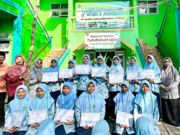 MTsN 3 Jombang Umumkan Daftar Ranking Peserta Didik Kelas VII, VIII, dan Pararel Tahun Pelajaran 2024/2025 MTsN 3 Jombang Umumkan Daftar Ranking Peserta Didik Kelas VII, VIII, dan Pararel Tahun Pelajaran 2024/2025