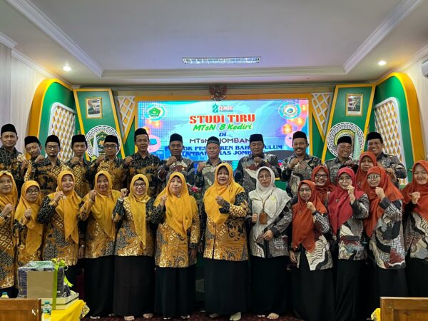 Berbagi Praktik Baik, MTsN 3 Jombang Terima Kunjungan Studi Tiru MTsN 8 Kediri Berbagi Praktik Baik, MTsN 3 Jombang Terima Kunjungan Studi Tiru MTsN 8 Kediri