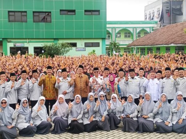 MTsN 3 Jombang Bahrul Ulum Tambakberas Teguhkan Komitmen Memenuhi Hak Anak Lewat Deklarasi Satuan Pendidikan Ramah Anak