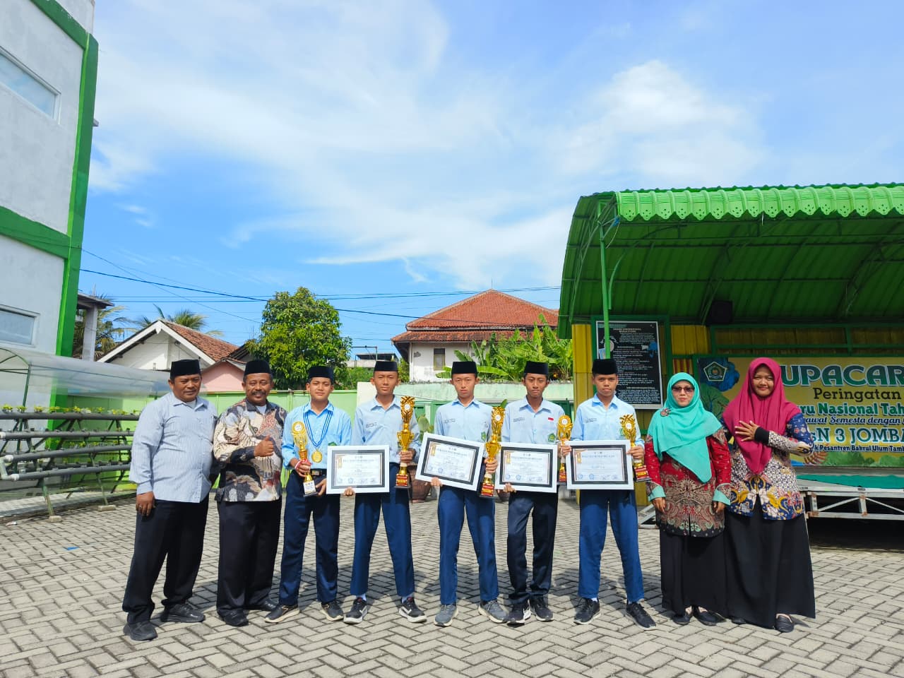 MTsN 3 Jombang Apresiasi Deretan Juara dalam Penyerahan Penghargaan Prestasi Siswa