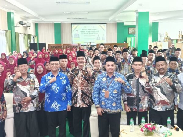 Pembinaan dan Motivasi bagi PPPK MTsN 3 Jombang dari Kemenag Kabupaten Jombang