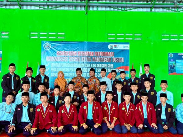 Pesta Demokrasi Pemilihan OSIM Masa Abdi 2026–2027 Berbasis Digital di MTsN 3 Jombang