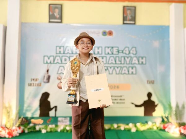 Prestasi Siswa dalam Lomba Pop Religi Harlah MAI-BU ke-44