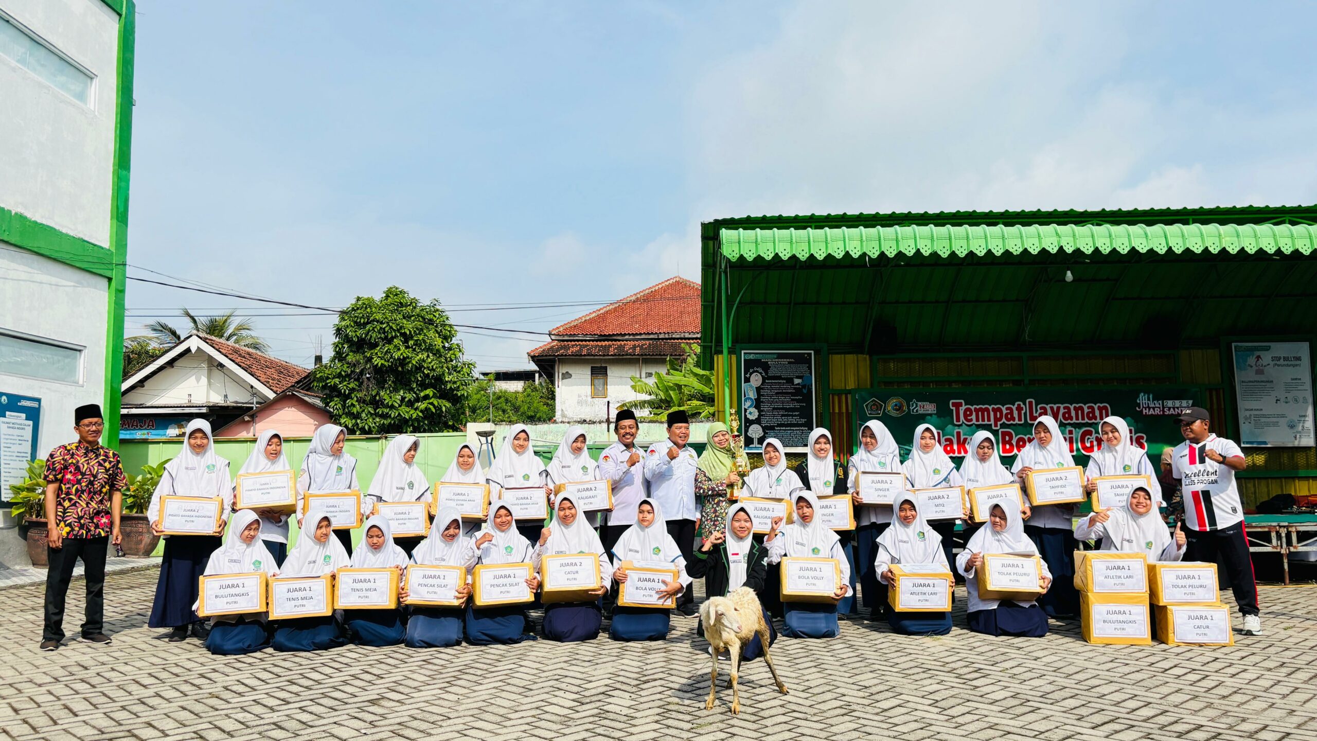 Meriah dan Penuh Apresiasi! MTsN 3 Jombang Gelar Pembagian Hadiah AKSIO & Penghargaan Juara Kelas 2026