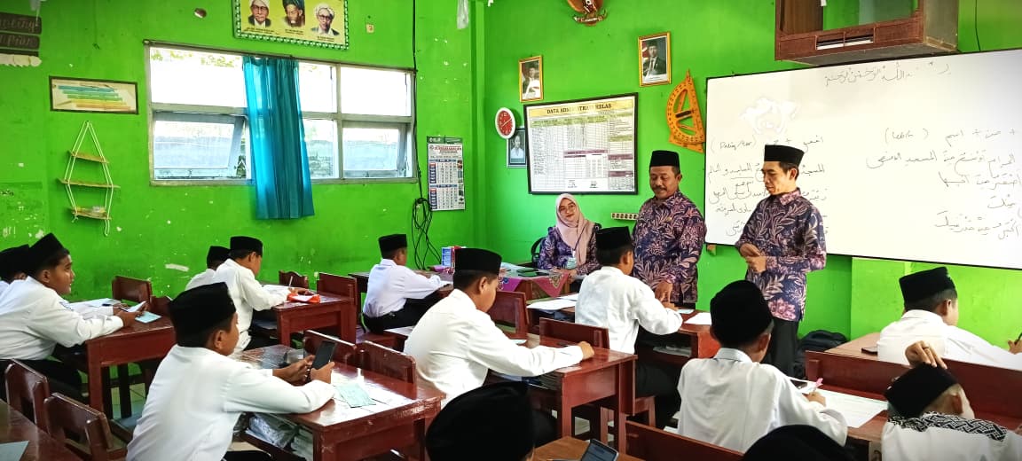 Calon Siswa Baru MTsN 3 Jombang Ikuti Tes Masuk Tahun Pelajaran 2026/2027