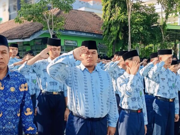 Peringati Hari Lahir Pancasila, MTsN 3 Jombang Gelar Upacara Sebelum Pelaksanaan ASAS Hari Pertama